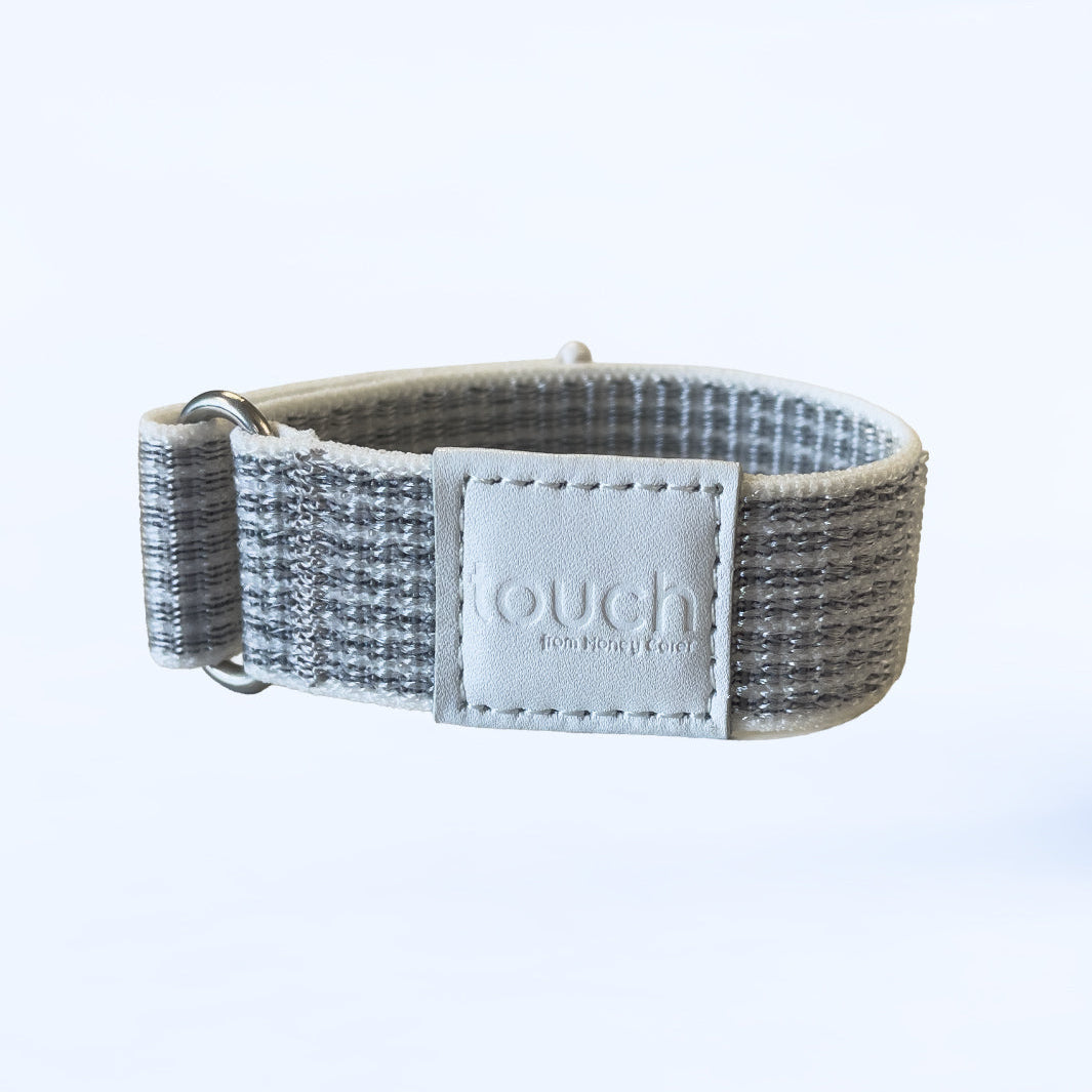 RingPay's Kids Payment Band in Grey on a plain background.