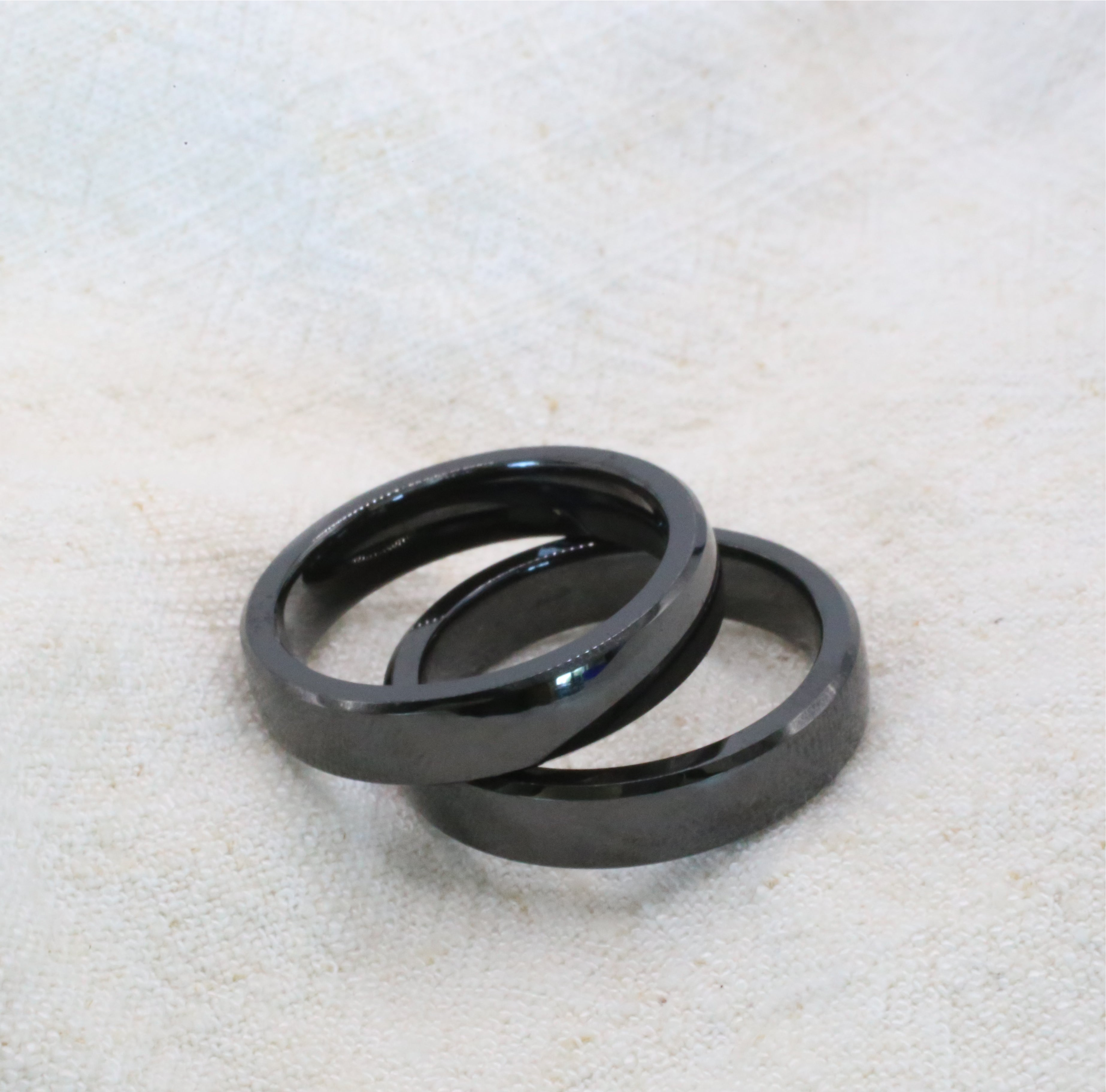 Black Zirconia Ceramic Payment Rings Are the Top Choice for Men in the UK